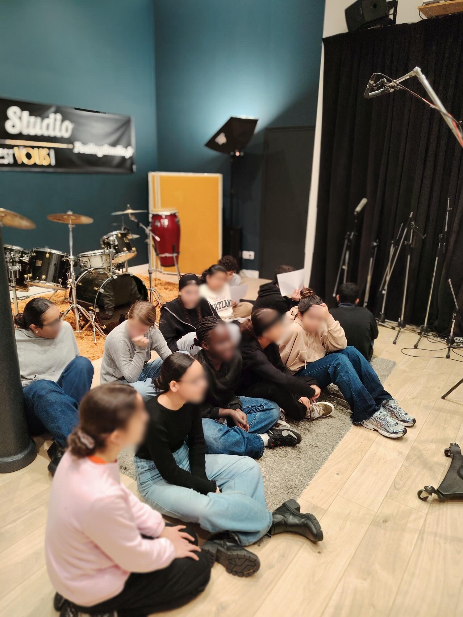 8977d862-3d1f-4ea9-b861-2e714ea0b4f8